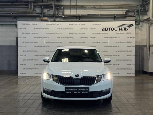 Skoda Octavia III (A7) Рестайлинг с пробегом 2018 года, цена 1 299 000 рублей, 169000 км, лифтбек, Автокод Объявления