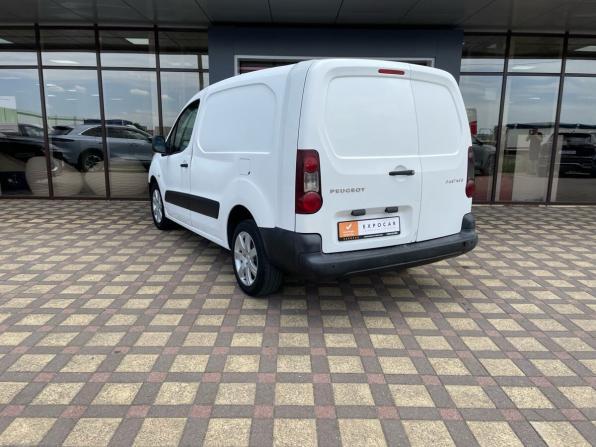 Peugeot Partner II Рестайлинг с пробегом 2013 года, цена 535 000 рублей, 283802 км, фургон, Автокод Объявления