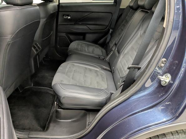 Mitsubishi Outlander III Рестайлинг 3 с пробегом 2021 года, цена 2 780 000 рублей, 111269 км, внедорожник, Автокод Объявления