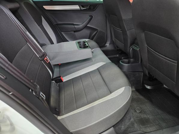 Skoda Rapid I Рестайлинг с пробегом 2019 года, цена 1 450 000 рублей, 96855 км, лифтбек, Автокод Объявления