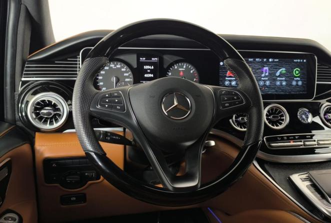 Mercedes-Benz Vito III (W447) с пробегом 2024 года, цена 8 800 000 рублей, 45394 км, минивэн, Автокод Объявления