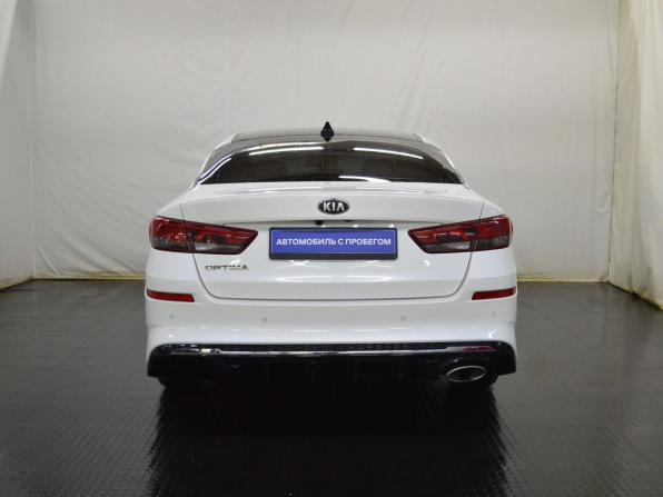 Kia Optima IV Рестайлинг с пробегом 2018 года, цена 1 300 000 рублей, 121017 км, седан, Автокод Объявления