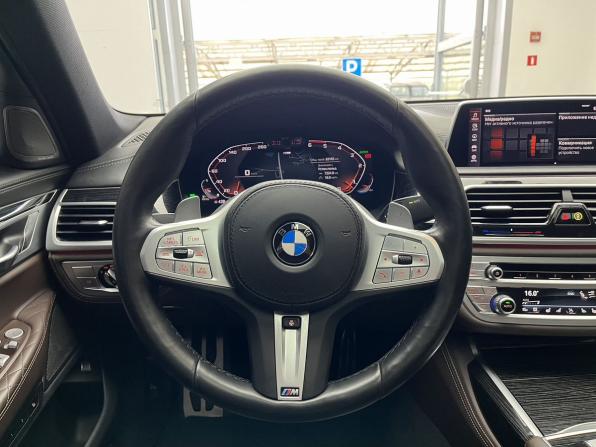 BMW 7 серии VI (G11/G12) Рестайлинг с пробегом 2019 года, цена 6 405 000 рублей, 63161 км, седан, Автокод Объявления