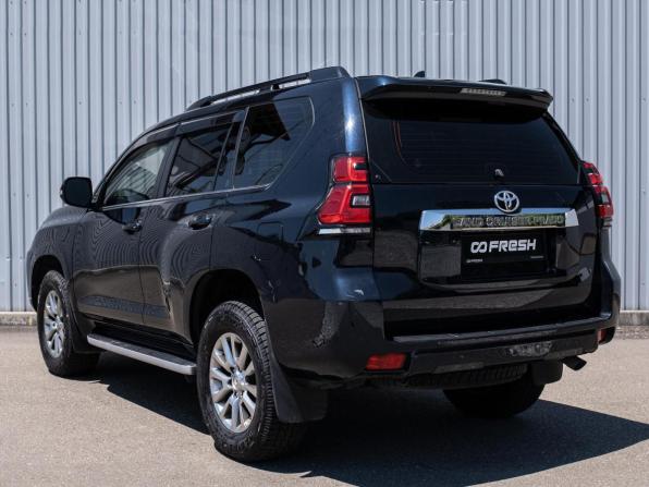 Toyota Land Cruiser Prado 150 Series Рестайлинг 2 с пробегом 2019 года, цена 5 175 000 рублей, 78328 км, внедорожник, Автокод Объявления