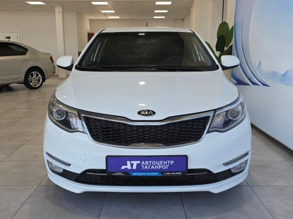 Kia Rio III Рестайлинг с пробегом 2016 года, цена 1 090 000 рублей, 167000 км, хэтчбек, Автокод Объявления
