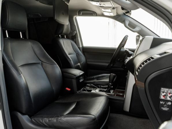 Toyota Land Cruiser Prado 150 Series с пробегом 2011 года, цена 2 690 000 рублей, 155966 км, внедорожник, Автокод Объявления