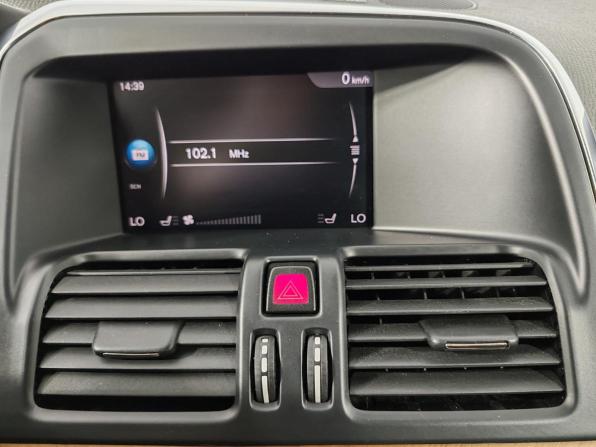 Volvo XC60 I Рестайлинг с пробегом 2017 года, цена 1 999 000 рублей, 260477 км, внедорожник, Автокод Объявления
