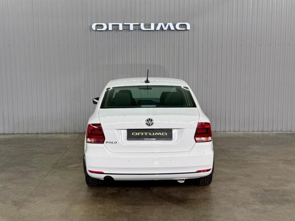 Volkswagen Polo V Рестайлинг с пробегом 2017 года, цена 1 230 000 рублей, 85740 км, седан, Автокод Объявления