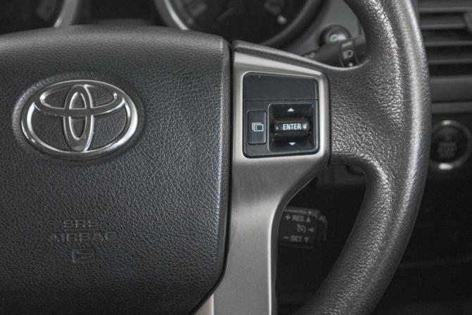 Toyota Land Cruiser Prado 150 Series с пробегом 2010 года, цена 3 179 000 рублей, 135000 км, внедорожник, Автокод Объявления