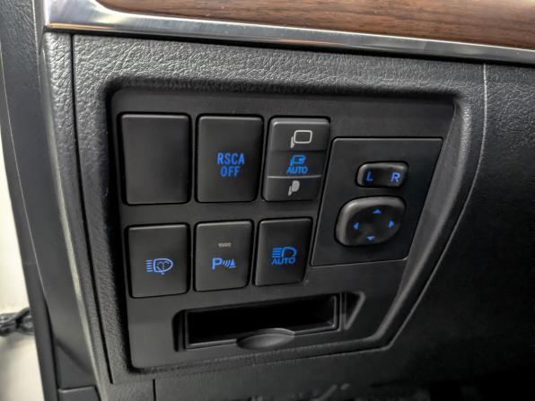 Toyota Land Cruiser 200 Series Рестайлинг 2 с пробегом 2019 года, цена 7 550 000 рублей, 132326 км, внедорожник, Автокод Объявления