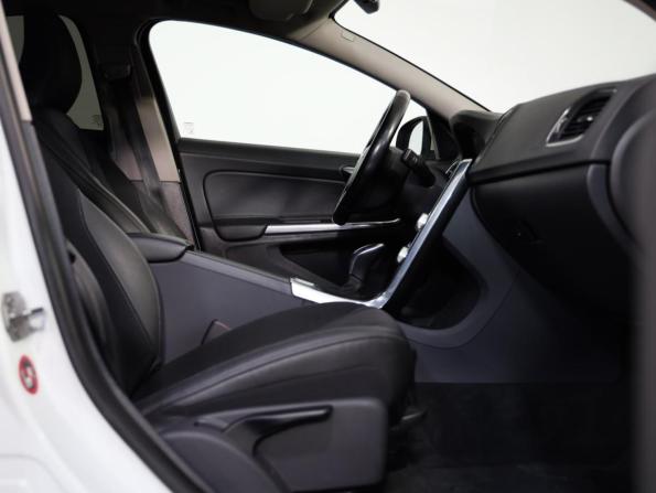Volvo S60 II Рестайлинг с пробегом 2014 года, цена 1 619 000 рублей, 121737 км, седан, Автокод Объявления
