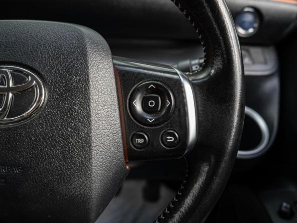 Toyota Sienta II с пробегом 2017 года, цена 1 800 000 рублей, 142686 км, компактвэн, Автокод Объявления