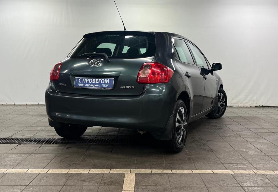 Toyota Auris I Санкт-Петербург  - изображение 2