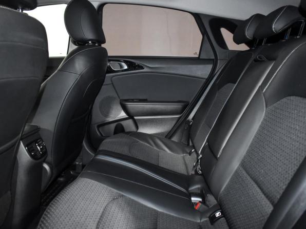 Kia Ceed III с пробегом 2019 года, цена 1 785 000 рублей, 55405 км, хэтчбек, Автокод Объявления