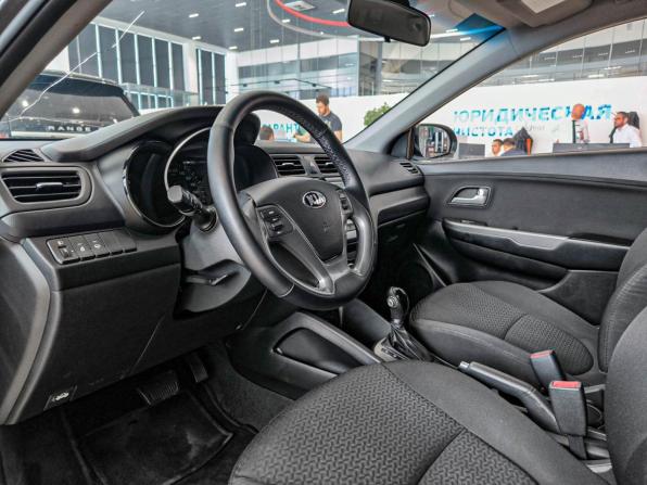 Kia Rio III Рестайлинг с пробегом 2015 года, цена 1 108 000 рублей, 129335 км, седан, Автокод Объявления
