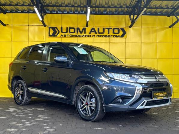 Mitsubishi Outlander III Рестайлинг 3 с пробегом 2020 года, цена 2 249 000 рублей, 139000 км, внедорожник, Автокод Объявления