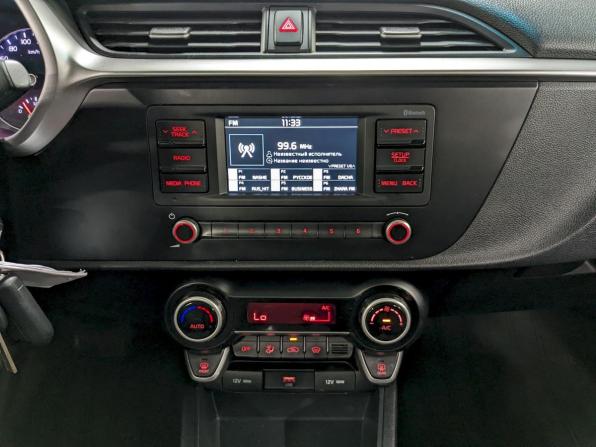 Kia Rio IV Рестайлинг с пробегом 2021 года, цена 1 690 000 рублей, 112000 км, хэтчбек, Автокод Объявления