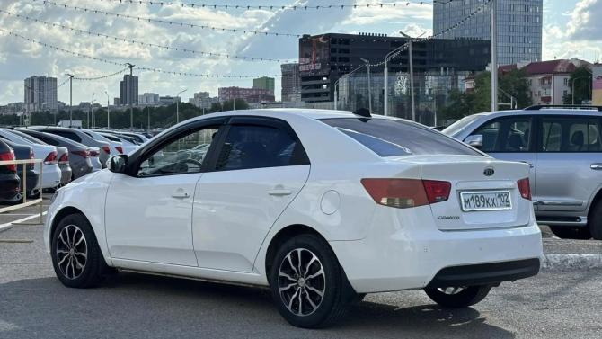 Kia Cerato II с пробегом 2009 года, цена 695 000 рублей, 188596 км, седан, Автокод Объявления
