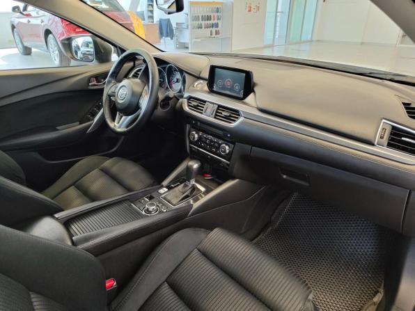 Mazda 6 III (GJ) Рестайлинг с пробегом 2015 года, цена 1 590 000 рублей, 165052 км, седан, Автокод Объявления