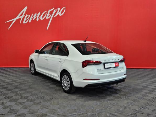 Skoda Rapid II с пробегом 2020 года, цена 1 370 000 рублей, 75459 км, лифтбек, Автокод Объявления