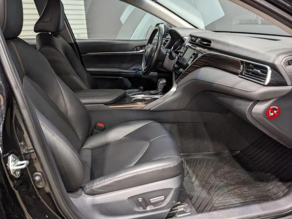 Toyota Camry VIII (XV70) с пробегом 2019 года, цена 2 895 000 рублей, 122700 км, седан, Автокод Объявления