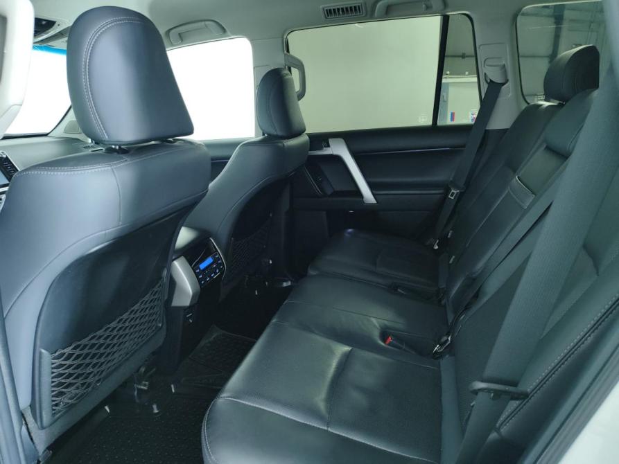 Toyota Land Cruiser Prado 150 Series Рестайлинг 2 Ростов-на-Дону  - изображение 19