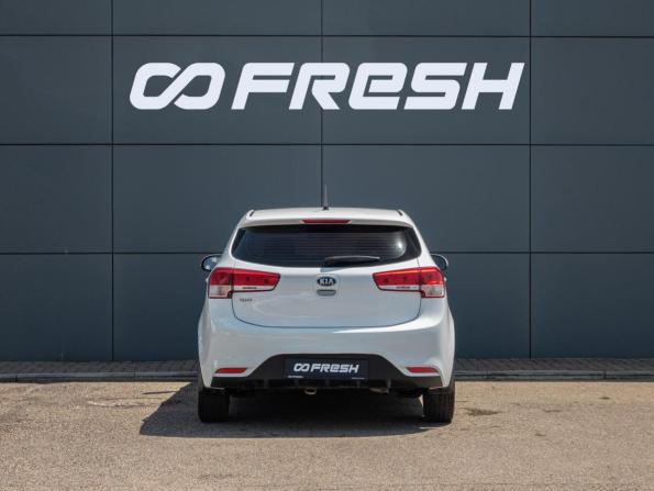 Kia Rio III с пробегом 2015 года, цена 1 265 000 рублей, 169566 км, хэтчбек, Автокод Объявления
