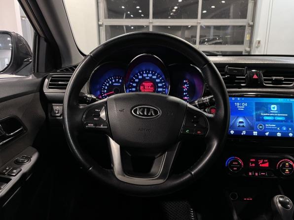 Kia Rio III с пробегом 2011 года, цена 650 000 рублей, 202516 км, седан, Автокод Объявления