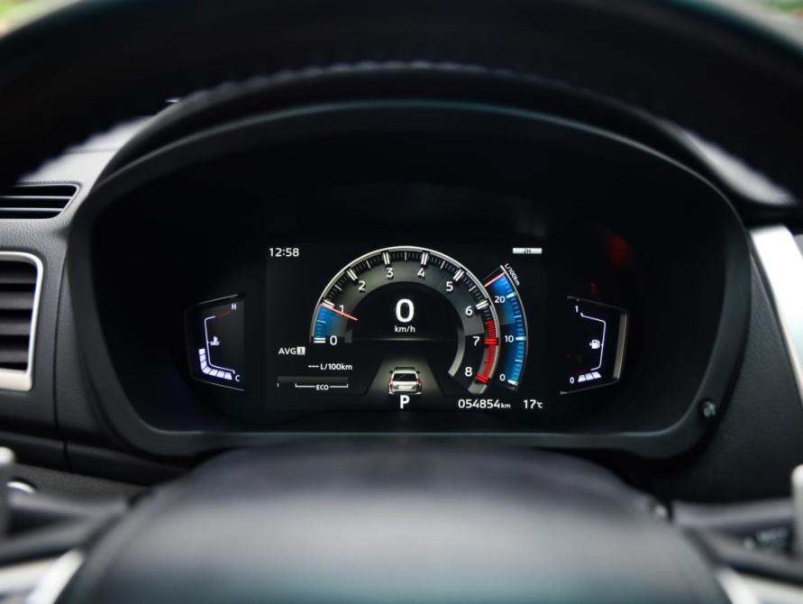 Mitsubishi Montero Sport III Рестайлинг Санкт-Петербург  - изображение 15