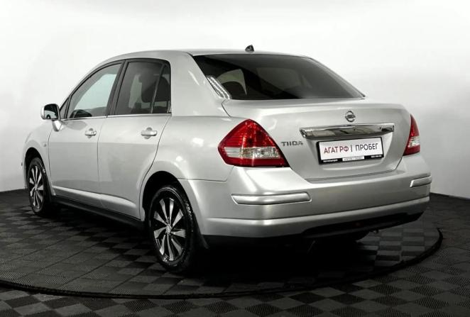 Nissan Tiida I с пробегом 2007 года, цена 495 000 рублей, 219700 км, хэтчбек, Автокод Объявления