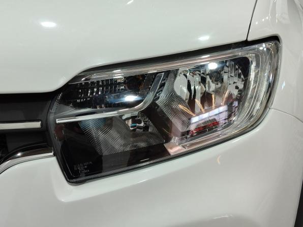 Renault Logan II Рестайлинг с пробегом 2021 года, цена 990 000 рублей, 59850 км, седан, Автокод Объявления