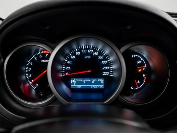 Suzuki Grand Vitara II Рестайлинг 2 с пробегом 2012 года, цена 1 265 000 рублей, 270000 км, внедорожник, Автокод Объявления