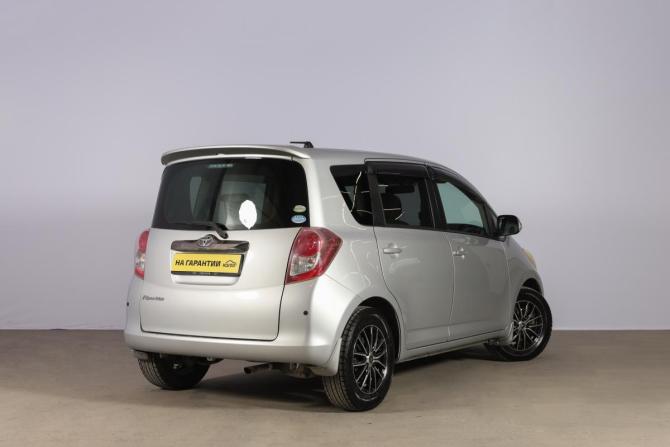 Toyota Ractis I с пробегом 2010 года, цена 999 000 рублей, 105000 км, хэтчбек, Автокод Объявления