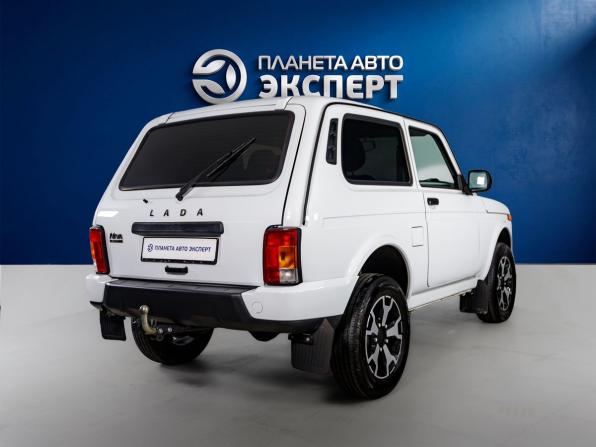 Lada (ВАЗ) Niva Legend I с пробегом 2024 года, цена 919 000 рублей, 17647 км, внедорожник, Автокод Объявления