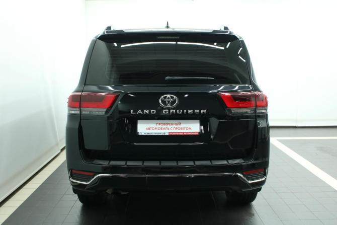 Toyota Land Cruiser 300 Series с пробегом 2021 года, цена 10 390 000 рублей, 61074 км, внедорожник, Автокод Объявления