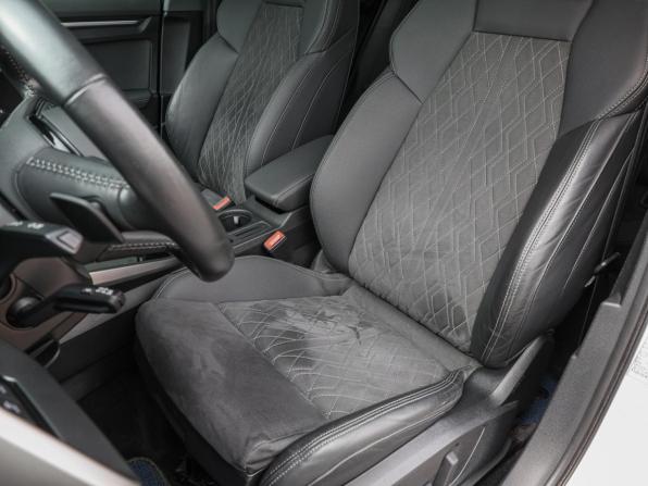 Audi A3 IV (8Y) с пробегом 2021 года, цена 2 898 000 рублей, 42770 км, хэтчбек, Автокод Объявления