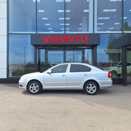 Skoda Octavia II (A5) Рестайлинг с пробегом 2012 года, цена 870 000 рублей, 158000 км, лифтбек, Автокод Объявления