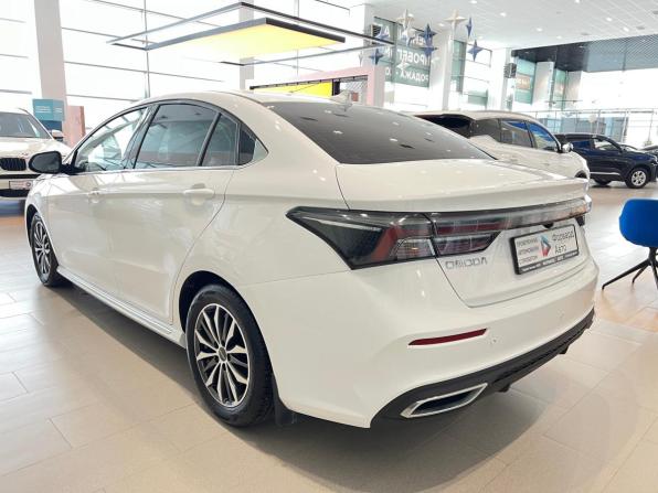 Omoda S5 с пробегом 2023 года, цена 1 540 000 рублей, 18400 км, седан, Автокод Объявления