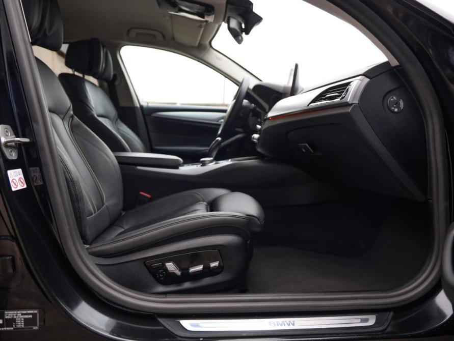 BMW 5 серии VII (G30/G31/G38) Рестайлинг Санкт-Петербург  - изображение 31