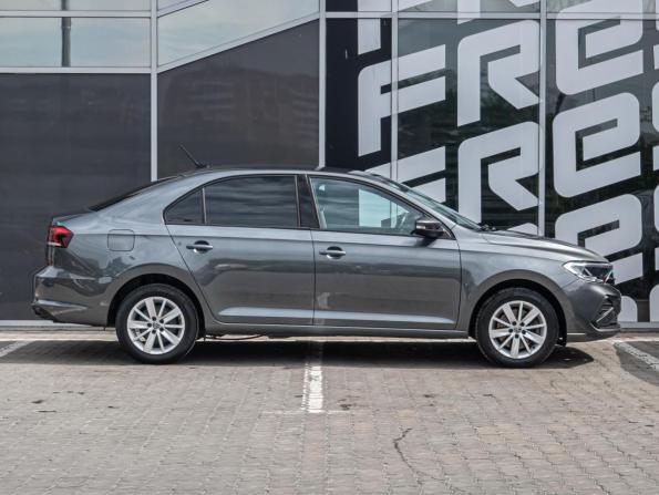 Volkswagen Polo VI с пробегом 2021 года, цена 1 625 000 рублей, 89105 км, лифтбек, Автокод Объявления