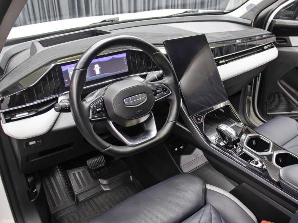 Geely Atlas II с пробегом 2024 года, цена 2 498 000 рублей, 99612 км, внедорожник, Автокод Объявления