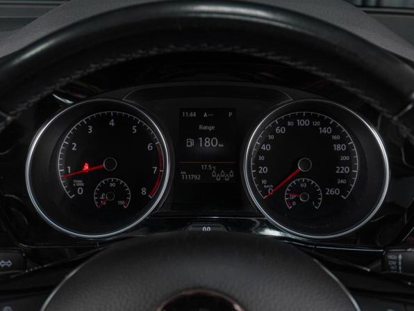Volkswagen Touran II с пробегом 2015 года, цена 1 399 000 рублей, 111791 км, компактвэн, Автокод Объявления
