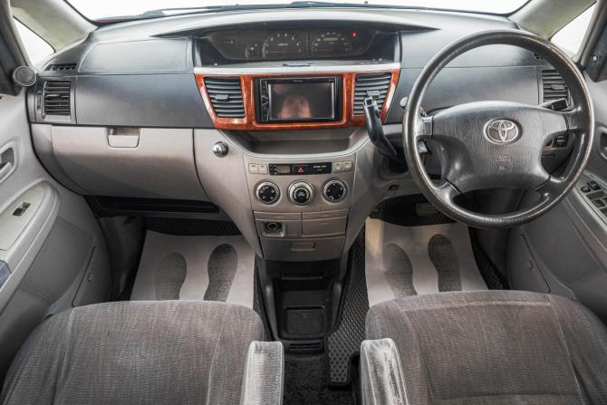 Toyota Noah I (R60) с пробегом 2000 года, цена 1 049 000 рублей, 328000 км, минивэн, Автокод Объявления