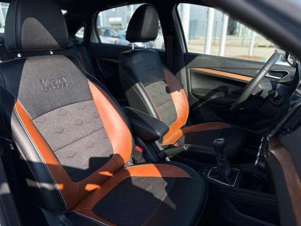 Lada (ВАЗ) Vesta I Рестайлинг (NG) с пробегом 2023 года, цена 1 790 000 рублей, 11530 км, седан, Автокод Объявления