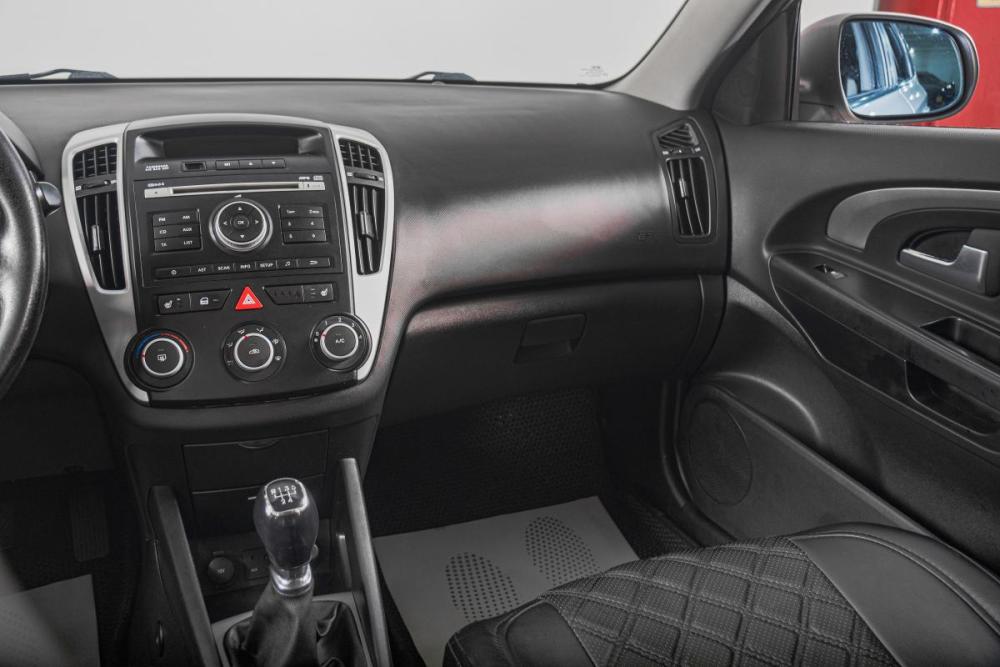 Kia Ceed I Рестайлинг Томск  - изображение 12
