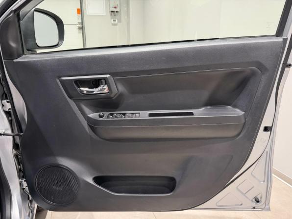Daihatsu Mira e:S II с пробегом 2021 года, цена 832 602 рубля, 83593 км, хэтчбек, Автокод Объявления