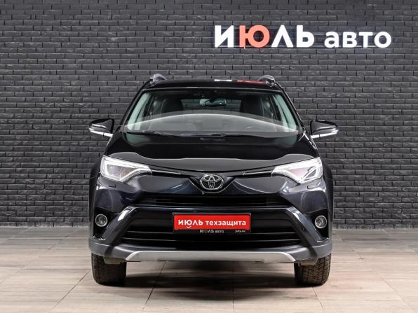 Toyota RAV4 IV (XA40) Рестайлинг с пробегом 2018 года, цена 2 940 000 рублей, 43354 км, внедорожник, Автокод Объявления