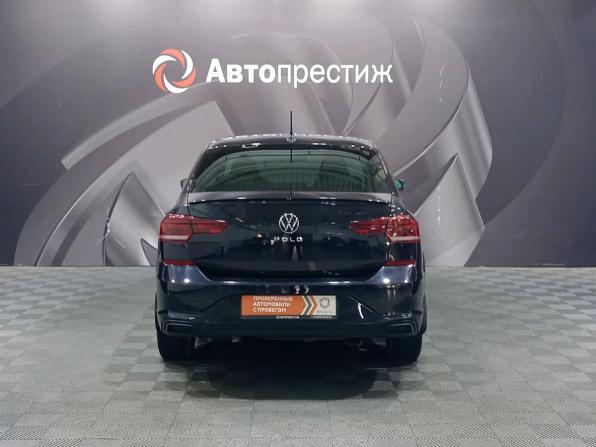 Volkswagen Polo VI с пробегом 2021 года, цена 1 510 000 рублей, 76900 км, лифтбек, Автокод Объявления