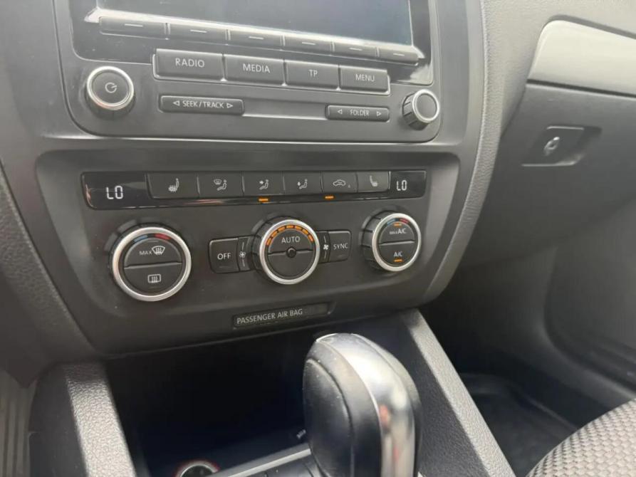 Volkswagen Jetta VI Ростов-на-Дону  - изображение 13