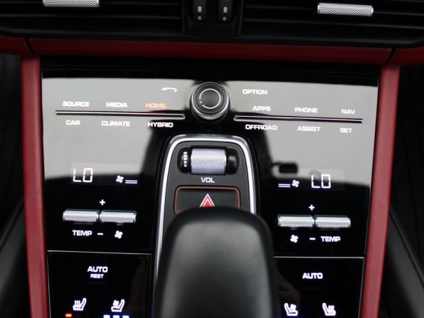 Porsche Cayenne III с пробегом 2018 года, цена 5 699 000 рублей, 159679 км, внедорожник, Автокод Объявления